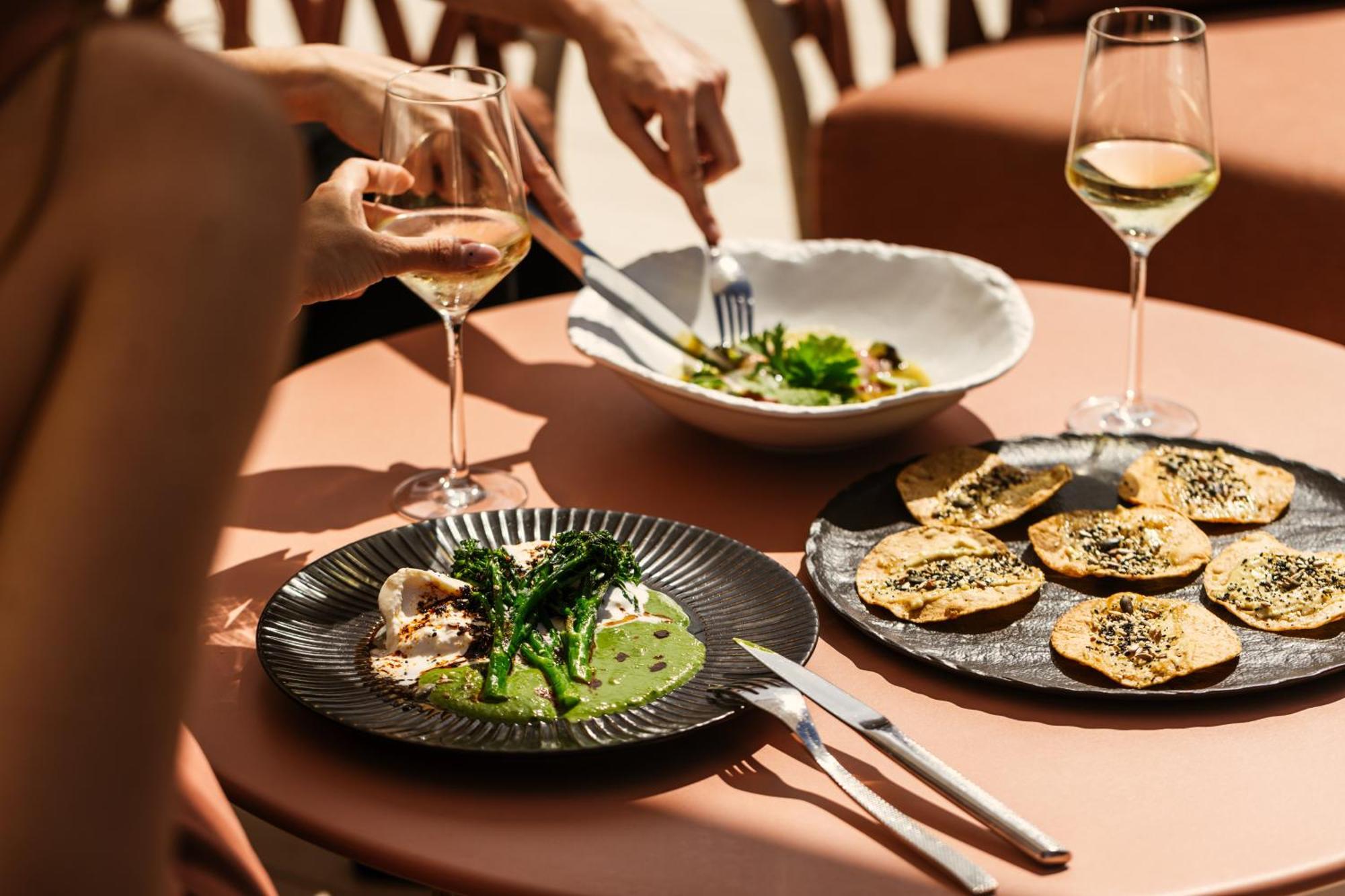 Bless Hotel Ibiza - The Leading Hotels Of The World Es Cana Εξωτερικό φωτογραφία A meal at the restaurant