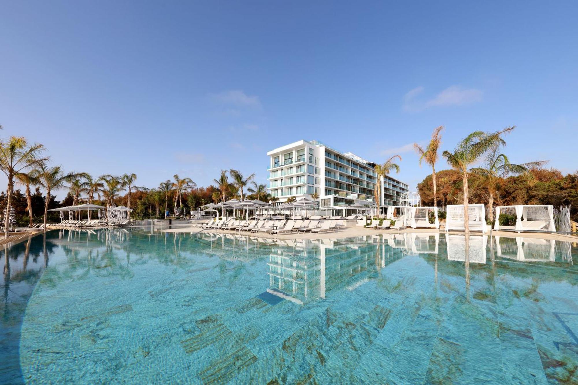 Bless Hotel Ibiza - The Leading Hotels Of The World Es Cana Εξωτερικό φωτογραφία The hotel